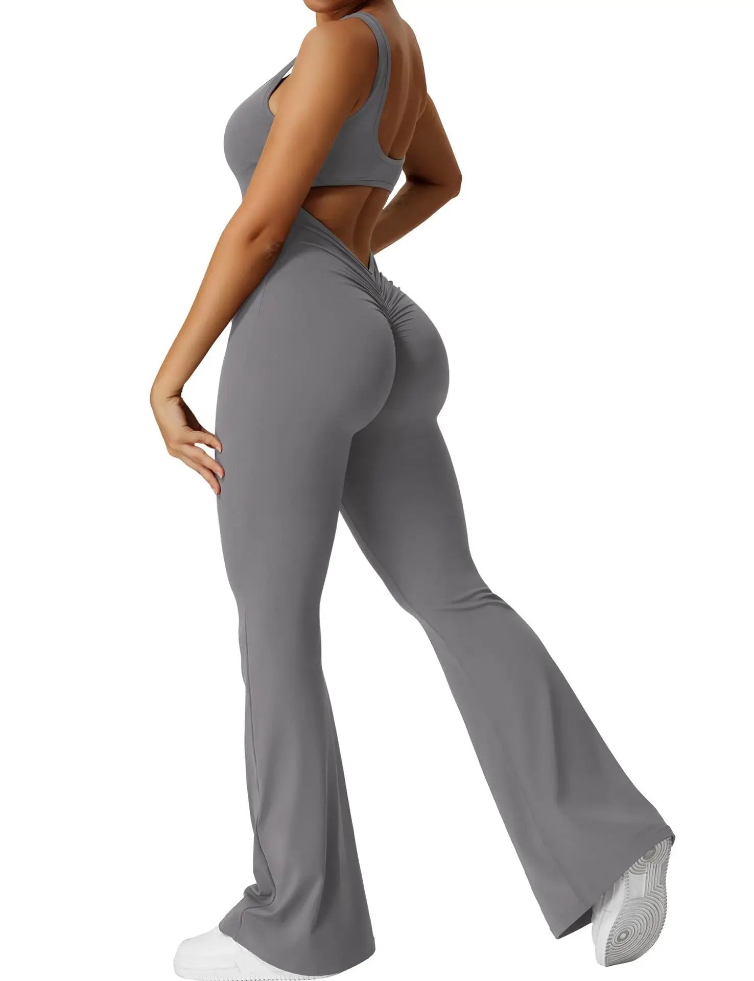 Luna Open-Back Jumpsuit – Minimal Elegance & Motion