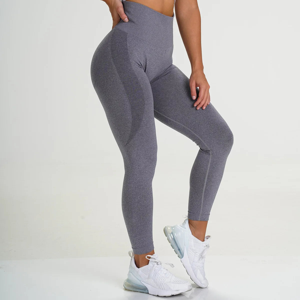 Essential Yoga Leggings – Soft Comfort & Sculpted Fit