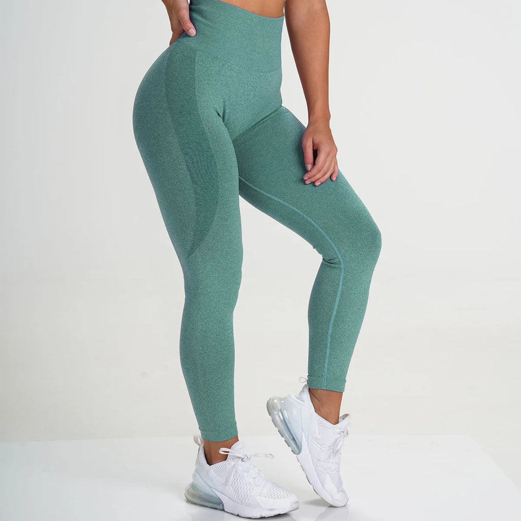 Essential Yoga Leggings – Soft Comfort & Sculpted Fit