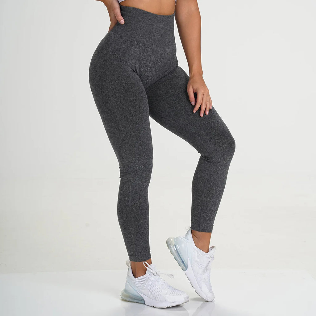 Essential Yoga Leggings – Soft Comfort & Sculpted Fit